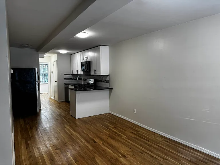 224 Cumberland St #1 — Photo 11