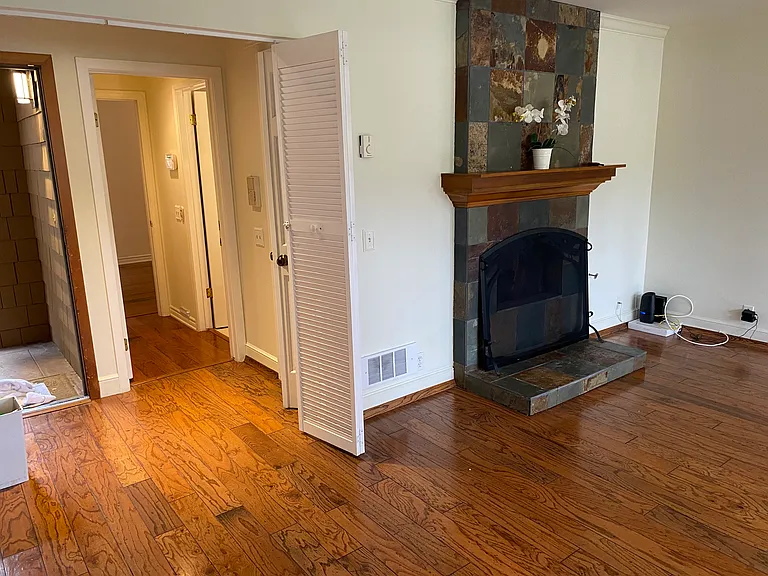 8860 Villa La Jolla Dr #107 — Photo 8