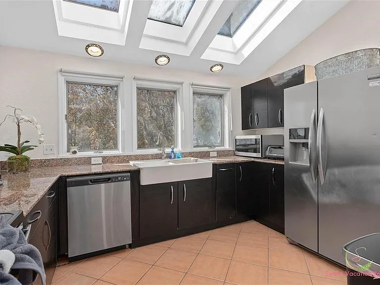 14182 Lake Mary Jane Rd — Photo 21