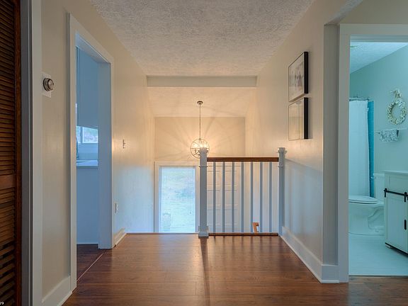 5th image of 1717 Saint Andrews Cir