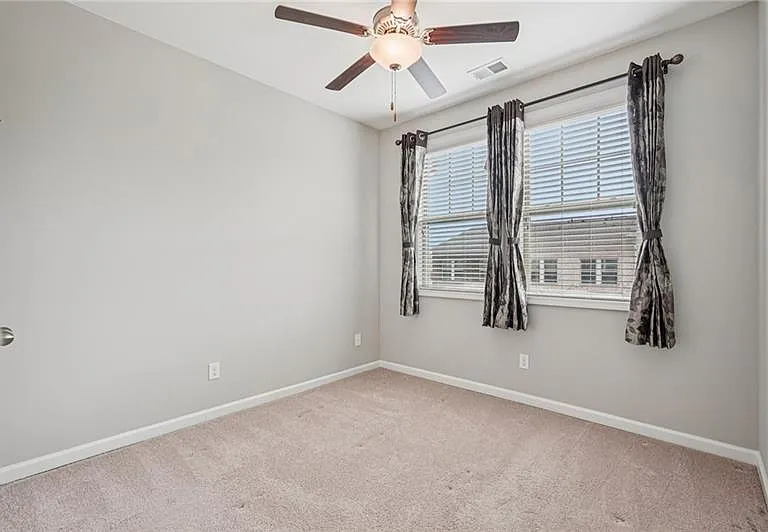 741 Topsail Ln — Photo 37