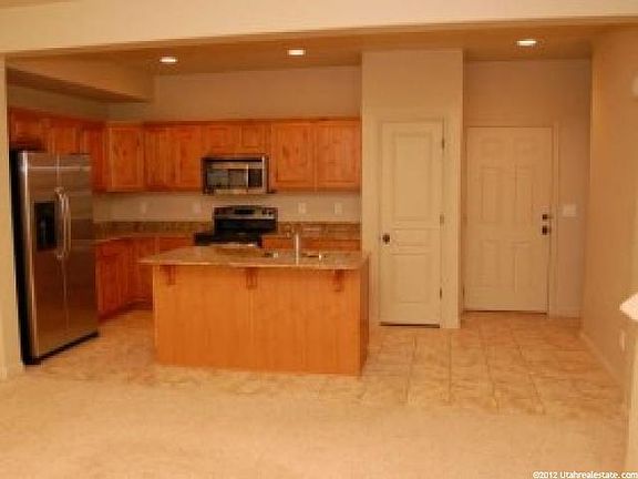 3rd image of 7828 S Tiger Ct