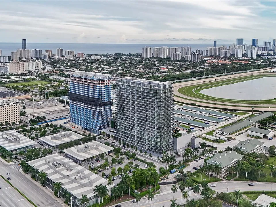 1170 E Hallandale Beach Blvd #2009