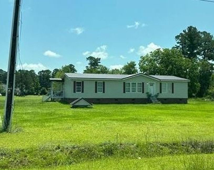2nd image of 310 Jacobs Loop Rd