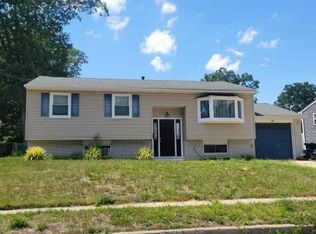 34 Congress Rd, Pine Hill, NJ 08021