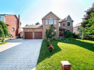 5668 Turney Dr, Mississauga, ON L5M4Y9