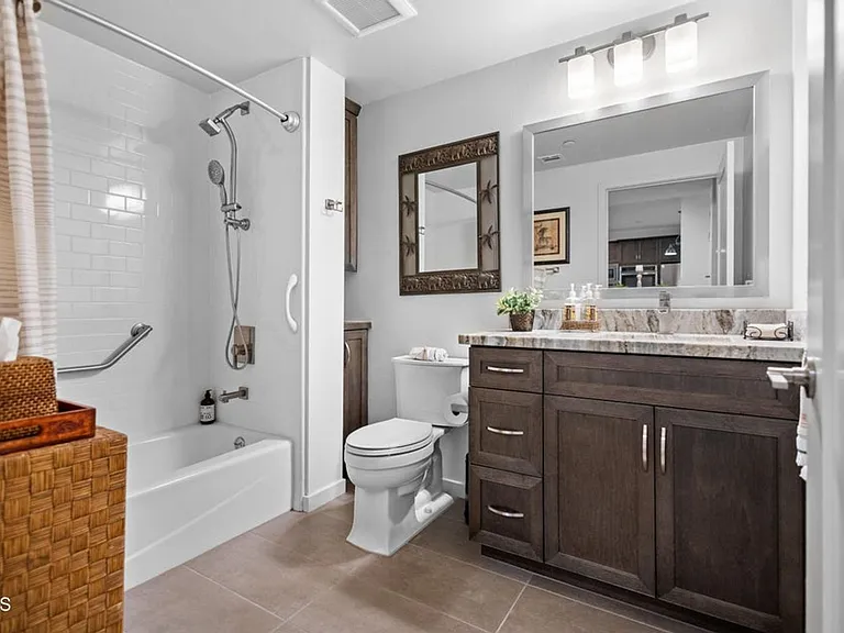 4008 Tradewinds Dr — Photo 20