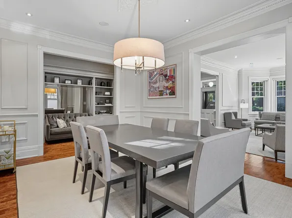 595 Victoria Ave, Westmount, QC H3Y 2R8