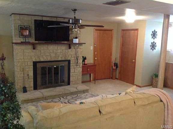 4th image of 2205 Rainbow Dr