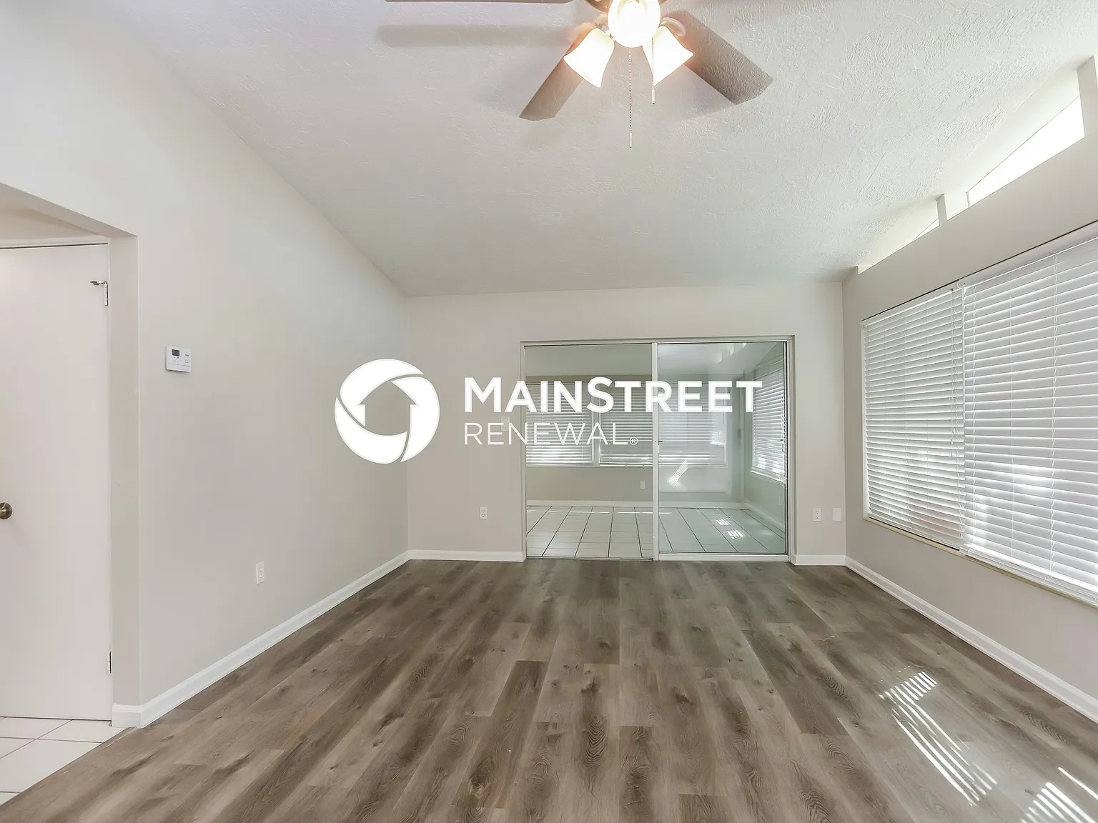 3759 Saint Charles Cir — Photo 4