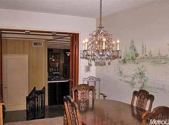 4th image of 2848 W Princeton Ave