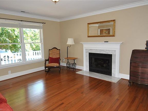 3rd image of 2205 King George Ct