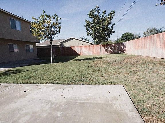 2nd image of 17950 Buckeye Ct