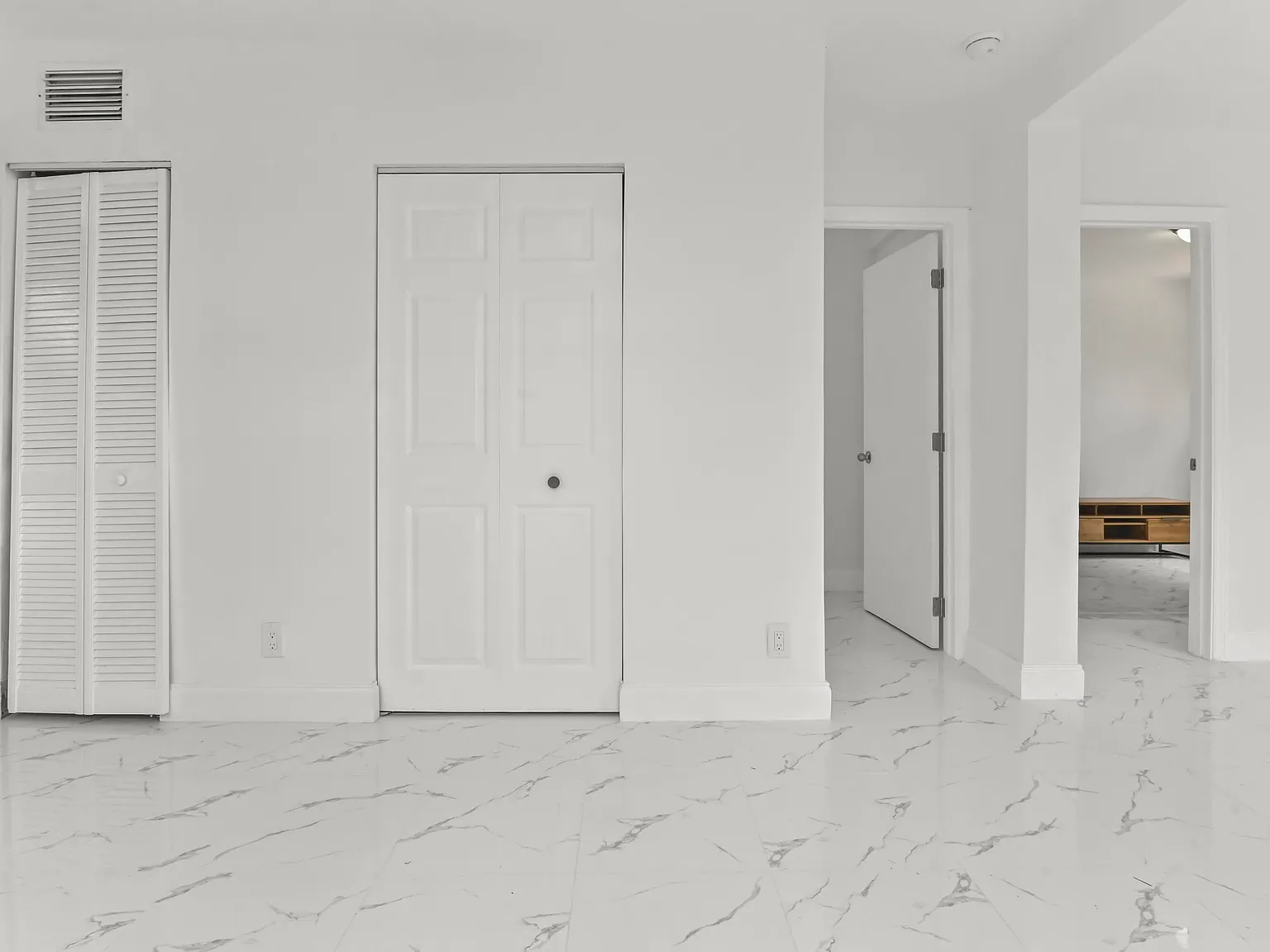 2 bed, 1.0 bath, 710 sqft, $2,150 — Photo 1