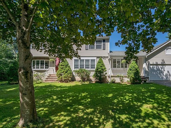 3rd image of 50 Harvard St