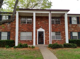 1711 Valley Forge Way APT 1, Louisville, KY 40215