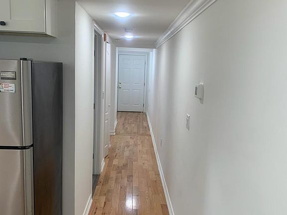 4th image of 4015 Haverford Ave #2F