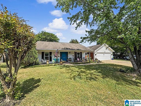 3rd image of 10407 Shadowview Rd