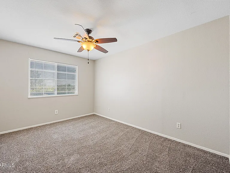 210 E Jasper Ct — Photo 23