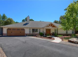 50145 Five Oaks Ln, Oakhurst, CA 93644