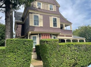40 Cranston Ave #2, Newport, RI 02840