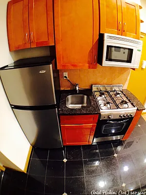 Rented by J Misrahi Realty Corp | media 2