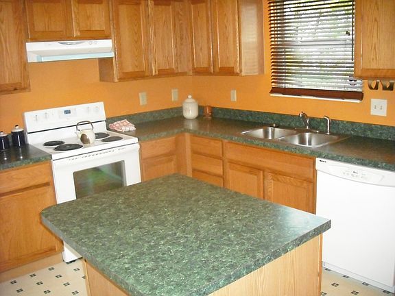 3rd image of 7808 Worley Dr