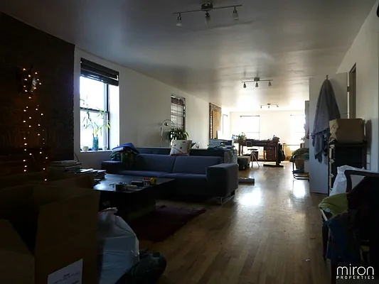 Rented by Miron Properties | media 36