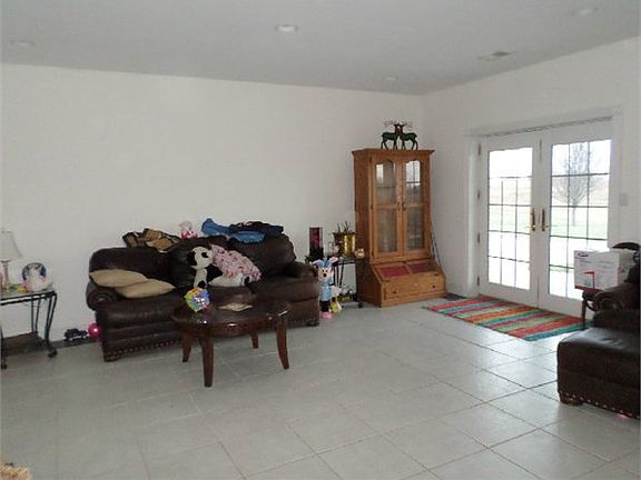 3rd image of 6250 Parker Ln