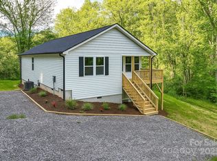 6 Meadows Town Rd, Leicester, NC 28748