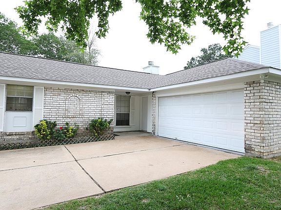 3rd image of 18003 Green Hazel Dr