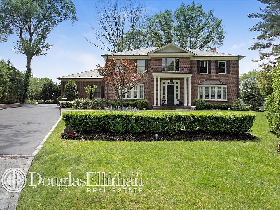 1st image of 21 Woodville Ln