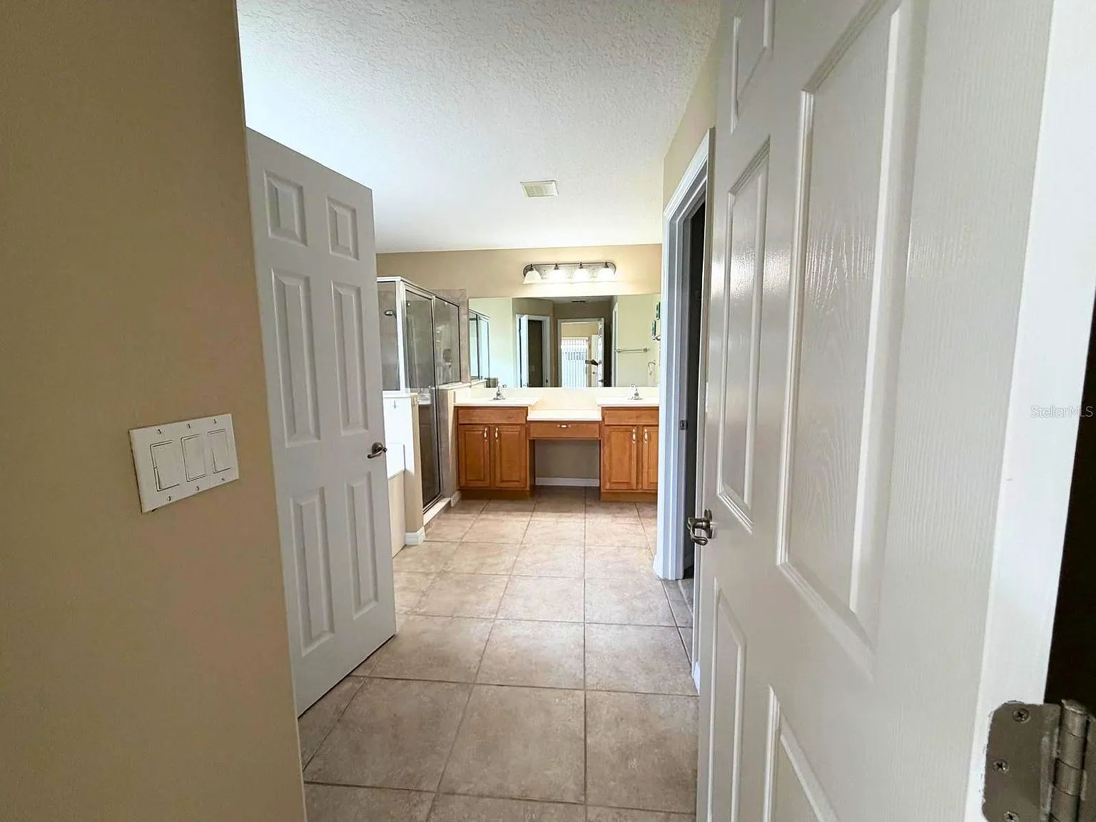 3 bed, 1831 sqft, $1,900 — Photo 4
