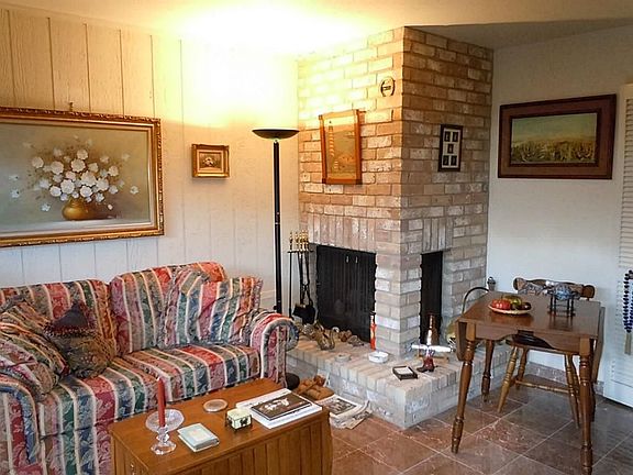 4th image of 5861 Valley Forge Dr #112