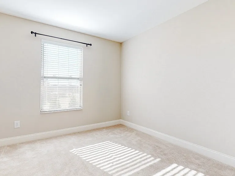 2093 Newark Ln — Photo 25
