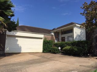 8018 Cobblefield Ln, Houston, TX 77071