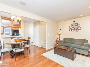 10321 Thimble Berry Dr, Anchorage, AK 99515