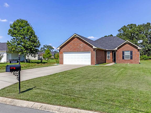 3rd image of 1026 Vince Ct