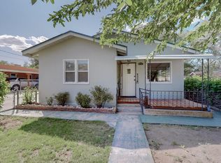 167 Riverside Dr SW, Albuquerque, NM 87105