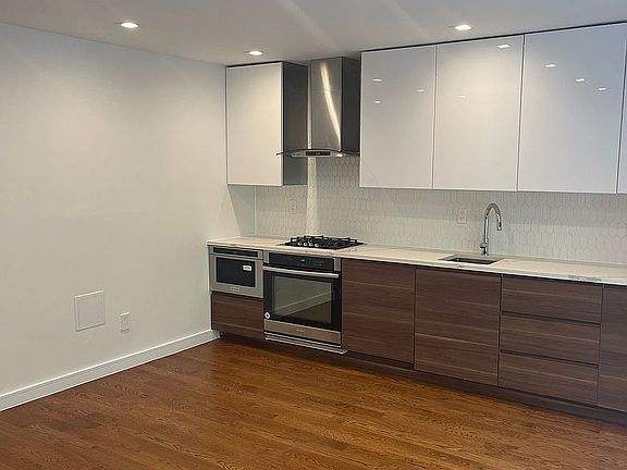 2nd image of 77-19 24th Ave #2