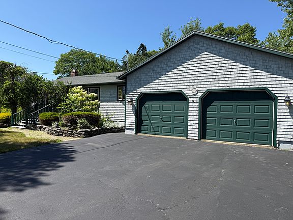 2nd image of 773 Surry Rd