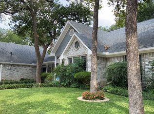 1750 Lynnhaven Rd, Fort Worth, TX 76103