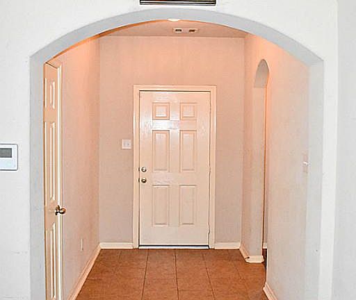 4th image of 7023 Twin Creek Dr