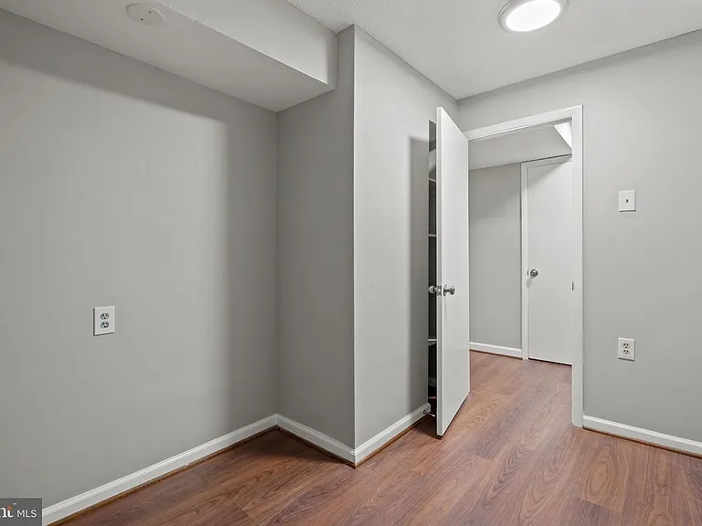 5863 Jacksons Oak Ct — Photo 25