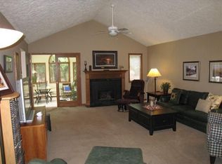 28198 49th Ave, Mattawan, MI 49071