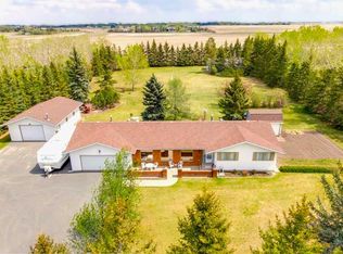 26 Lake Ere Ests, Chestermere, AB T1X 0M6