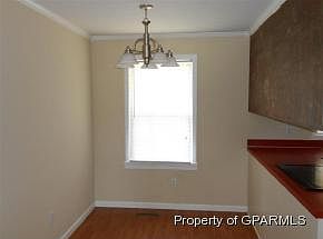 4th image of 180 Murphrey St