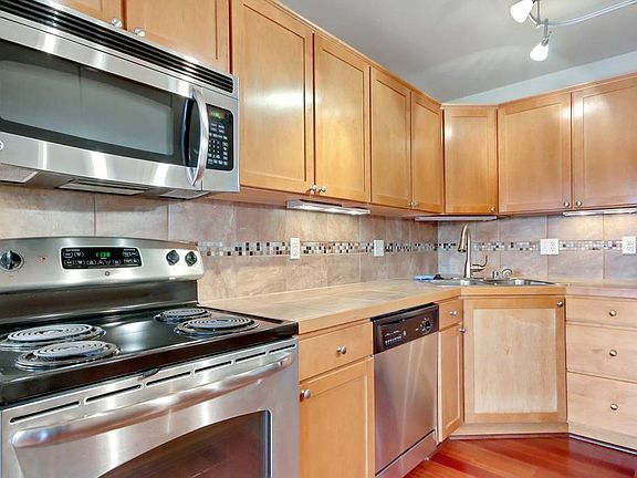 4th image of 13203 97th Ave E Unit 304