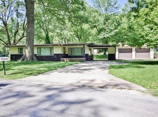 4104 Stanka Ln, Godfrey, IL 62035