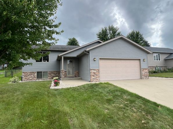 4702 Manor Brook Dr NW